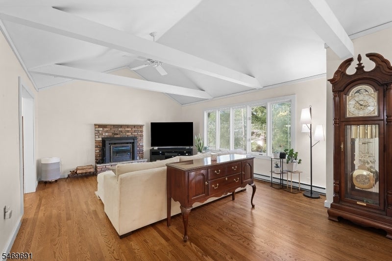 41 East Shore Trail