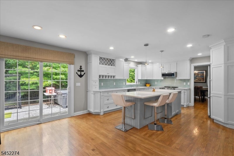 9 Macleay Rd