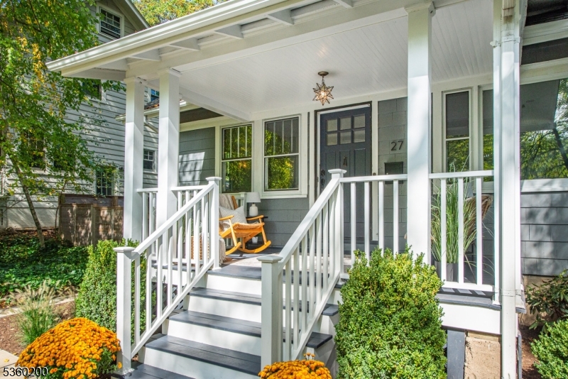 27 Nassau Road