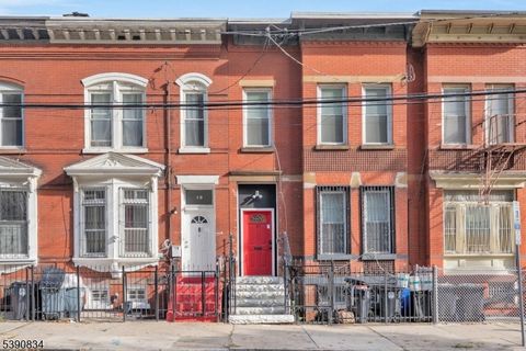 13 2nd Ave Newark City NJ 07104