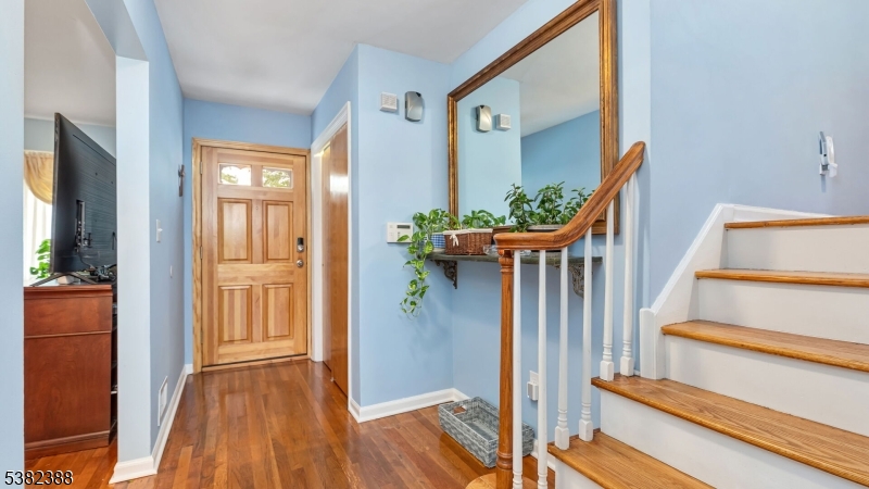 77 Parkside Rd