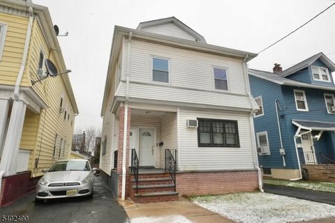 81 Berkeley Ave Bloomfield Twp. NJ 07003