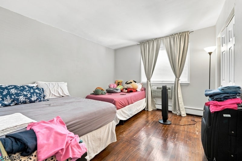 61-67 Union Avenue U-B6 B6