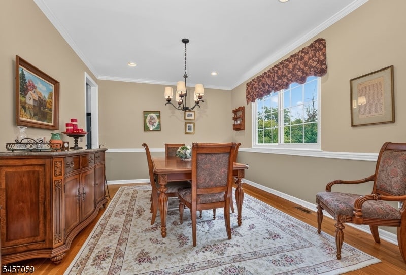 21 Abraham Rd