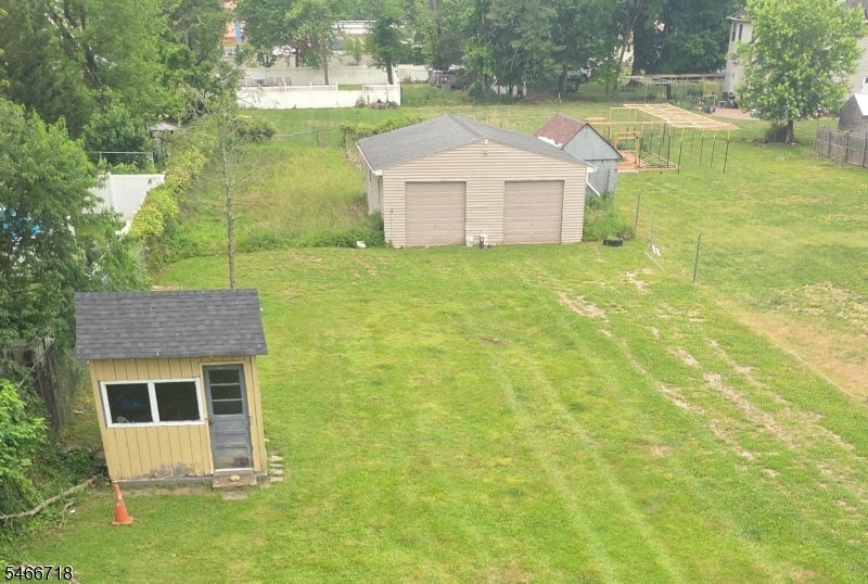 4 Arlington Pl