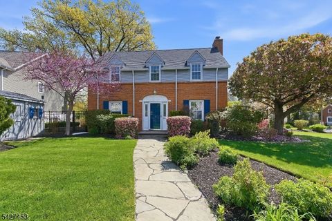 306 Concord Dr Maywood Boro NJ 07607