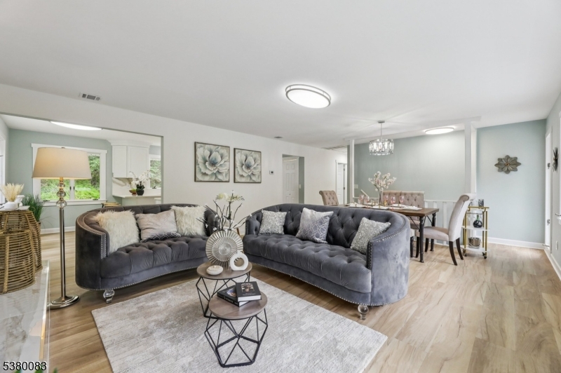58 Lilly Rd