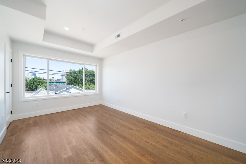 67 Virginia Ave 4