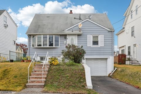 Photo of 18 Scher Pl, Passaic, NJ 07055 (MLS # 4000188)