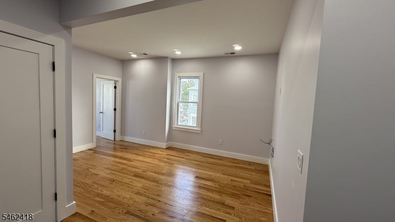 41 Knapp Ave 2