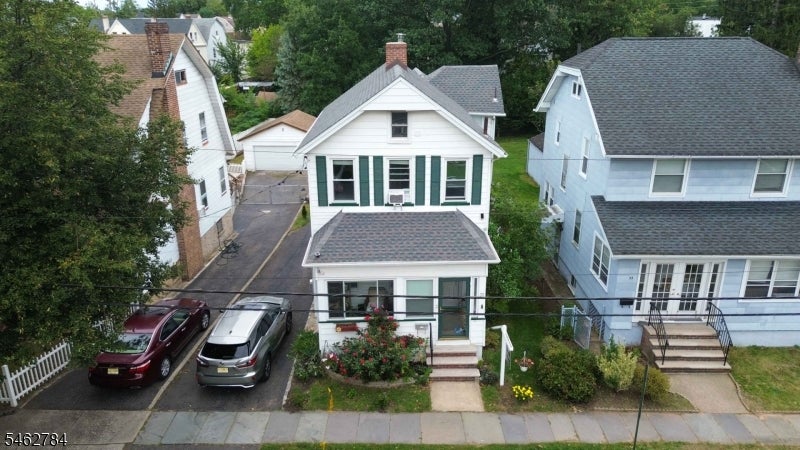 35 Clinton St