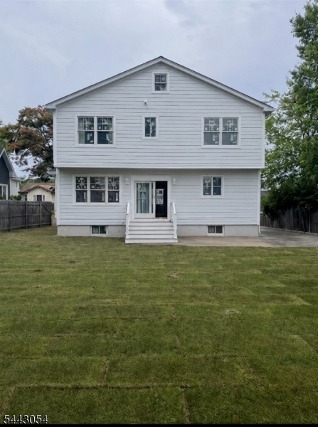 36 Albert Ave