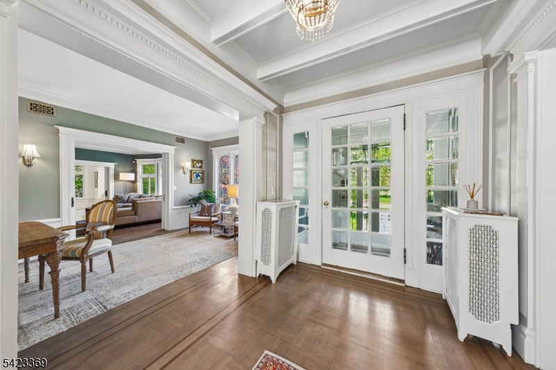138 Irving Ave