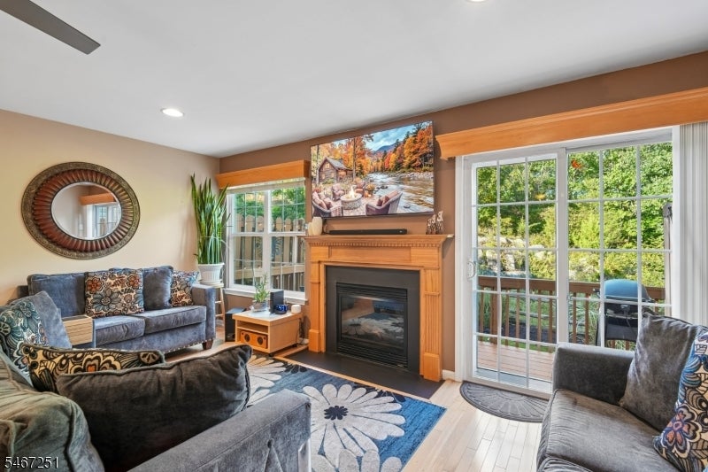 114 Mountainside Dr