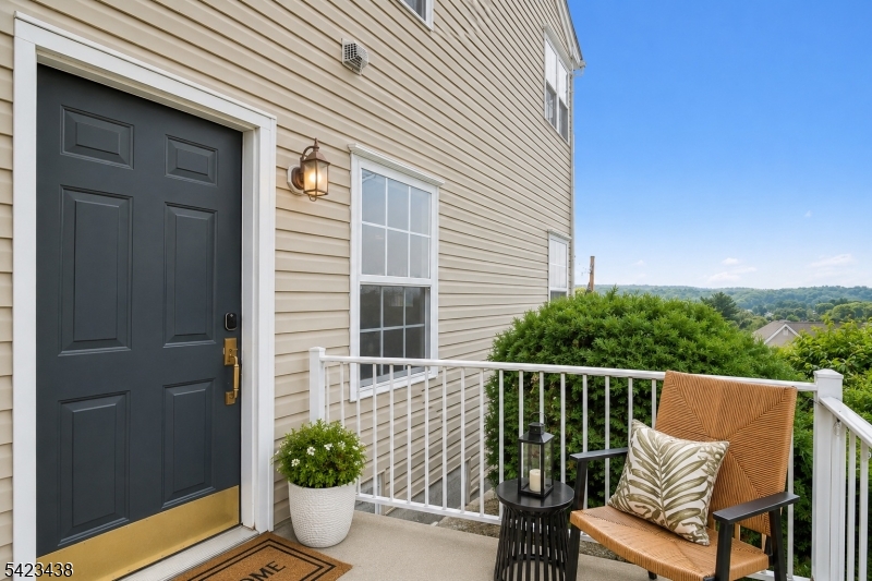 131 Mountainside Dr