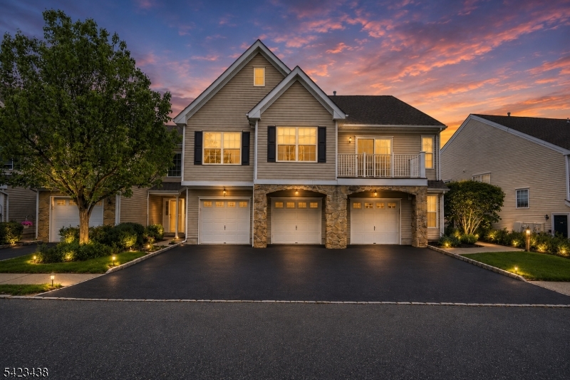 131 Mountainside Dr