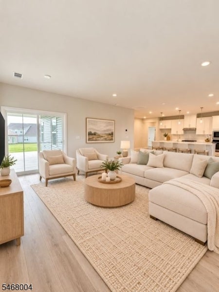 63 THOMAS KNOLL BLVD
