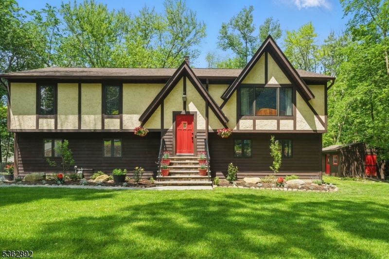 111 Redgate Rd