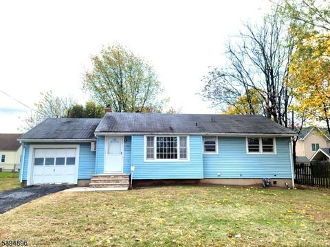 Photo of 327 White Ave, Manville, NJ 08835 (MLS # 3995751)