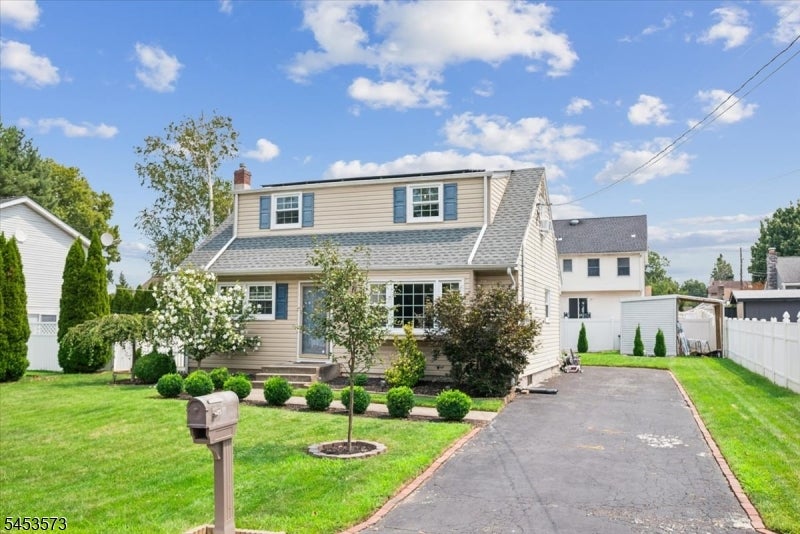 813 Raritan Ave