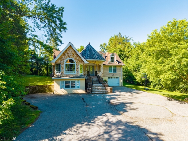 9 Old Jacksonville Rd