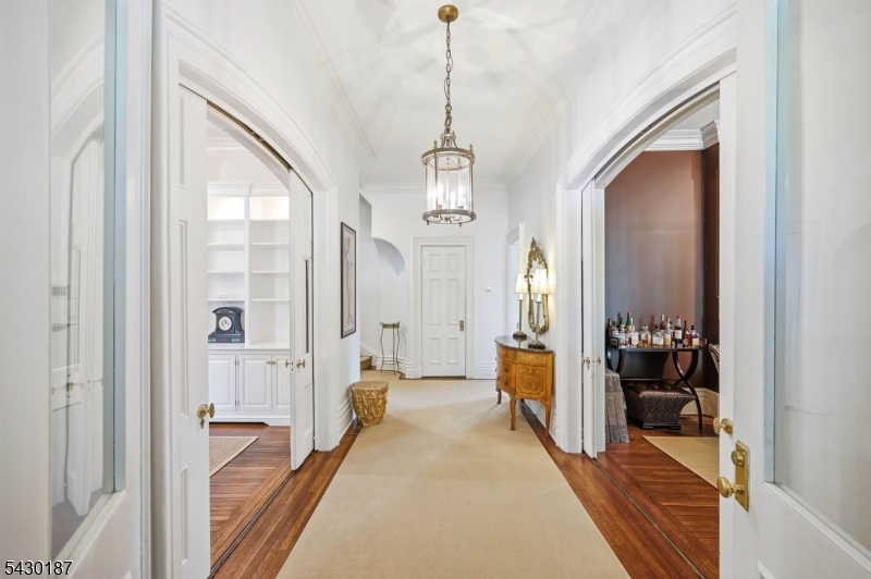 21 Franklin Pl