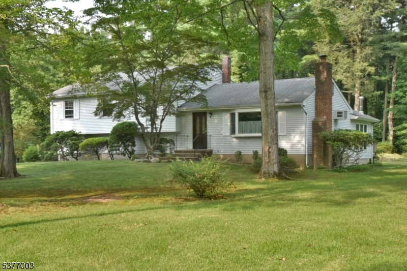 49 Plymouth Rd