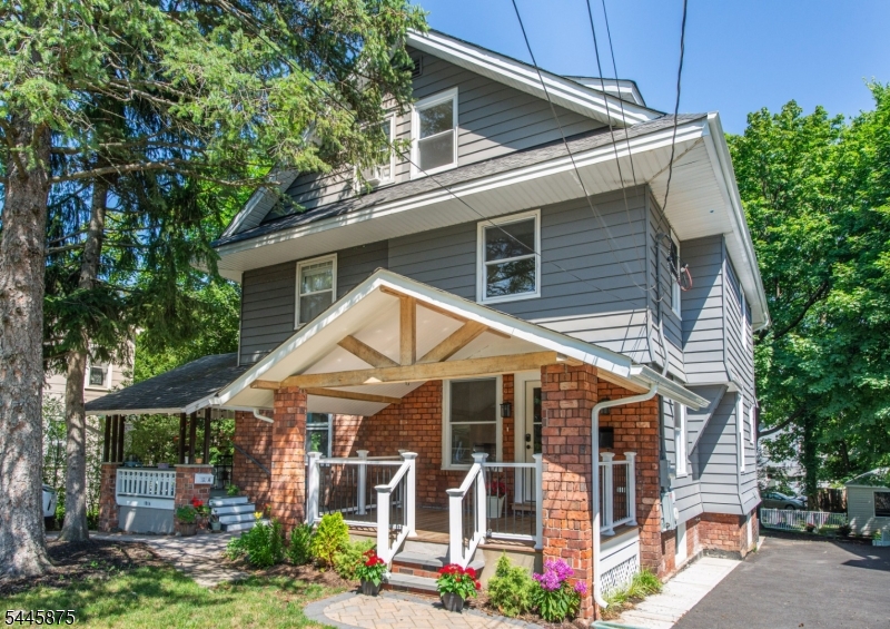 181 Valley Rd