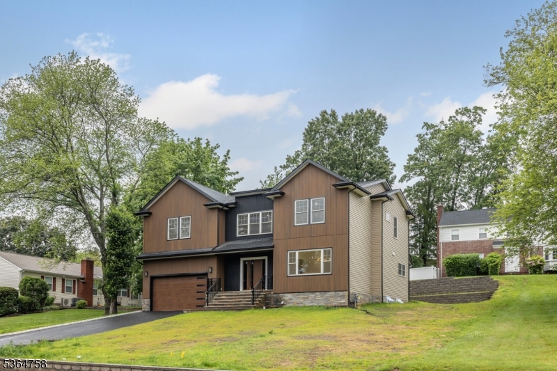 332 Springfield Ave