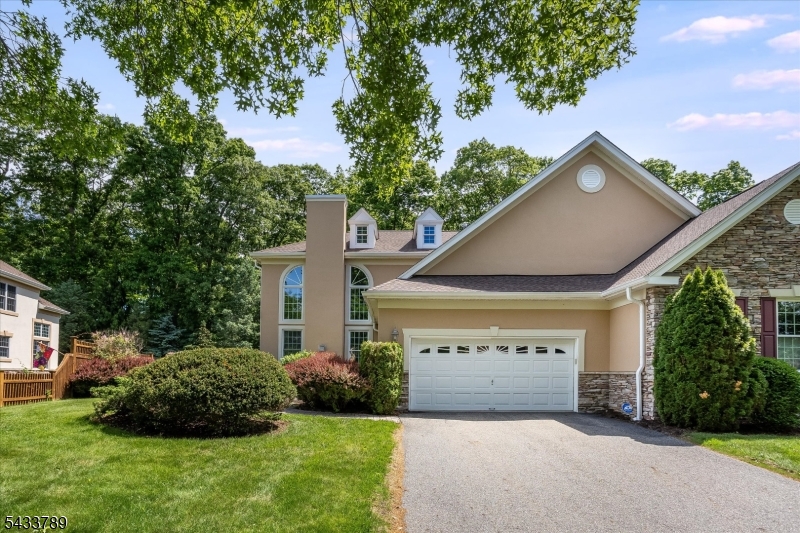 16 Wyckoff Way