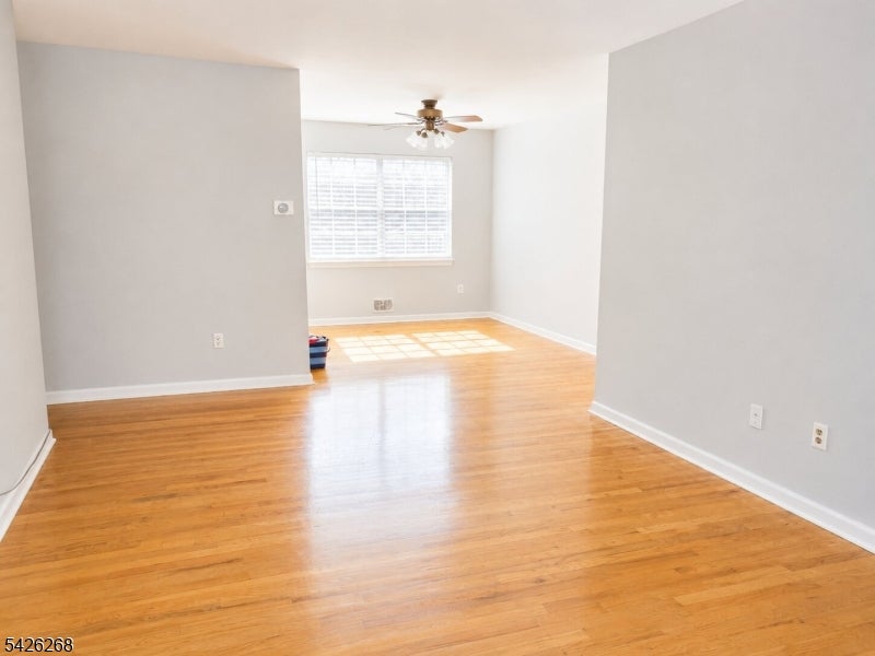800 Old Springfield Ave 19