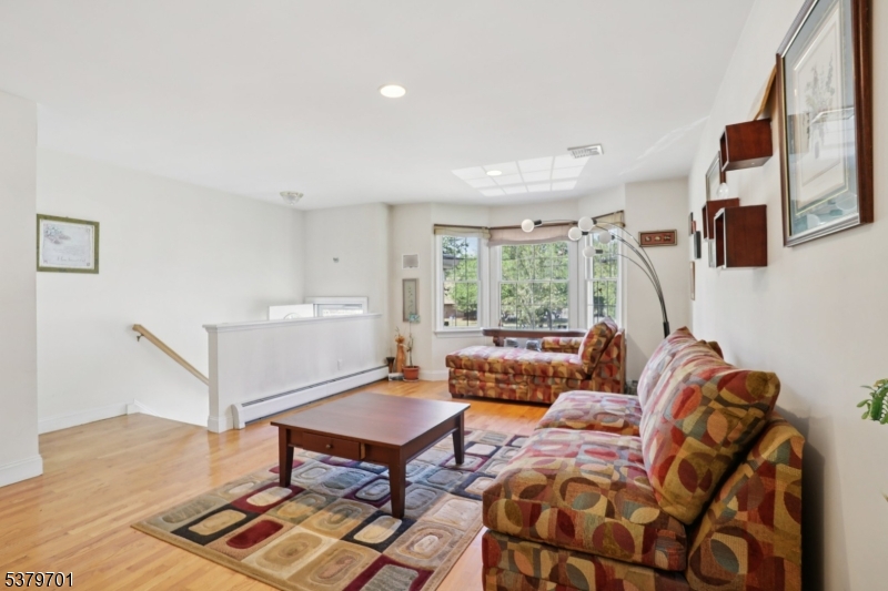 27A Park Ave