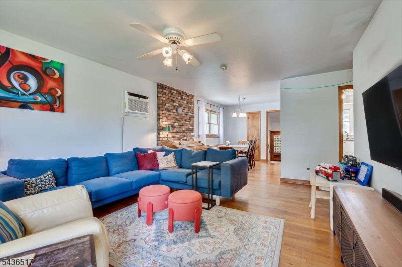 413 Jaques Ave