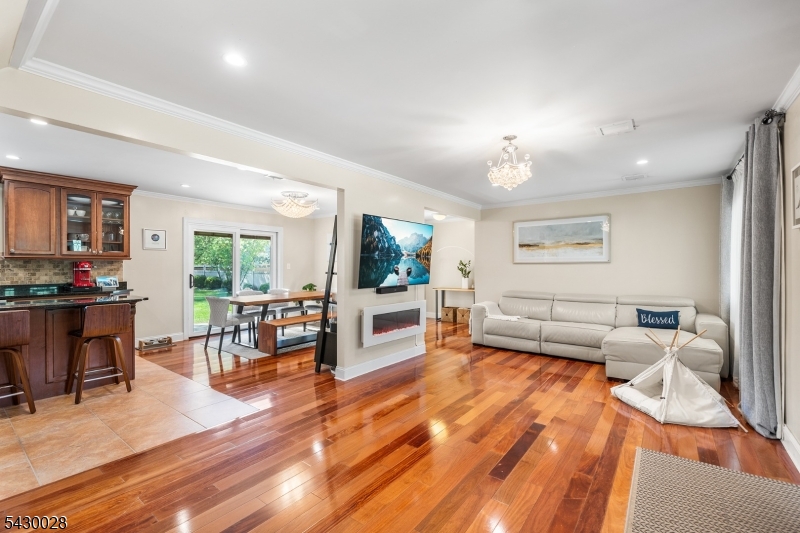 124 Crain Rd