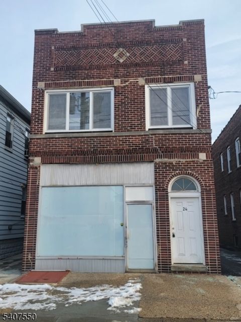 24 E Price St Linden City NJ 07036