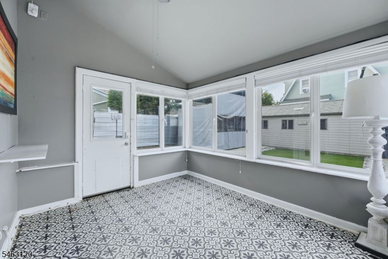 107 Palisade Ave