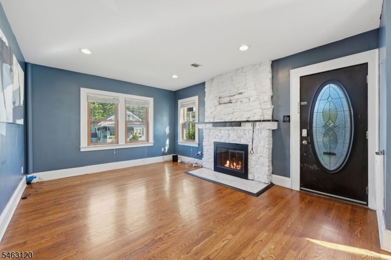 107 Palisade Ave
