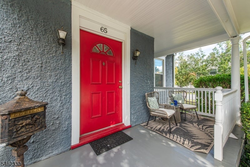 65 Osborne St