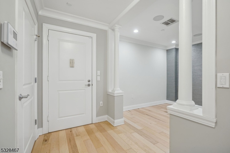 48 S Park St 215