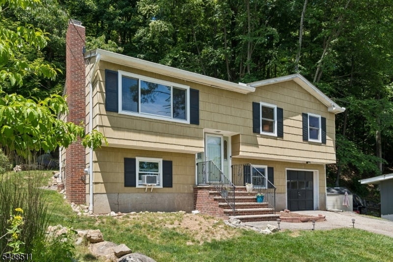 26 Valley View Dr