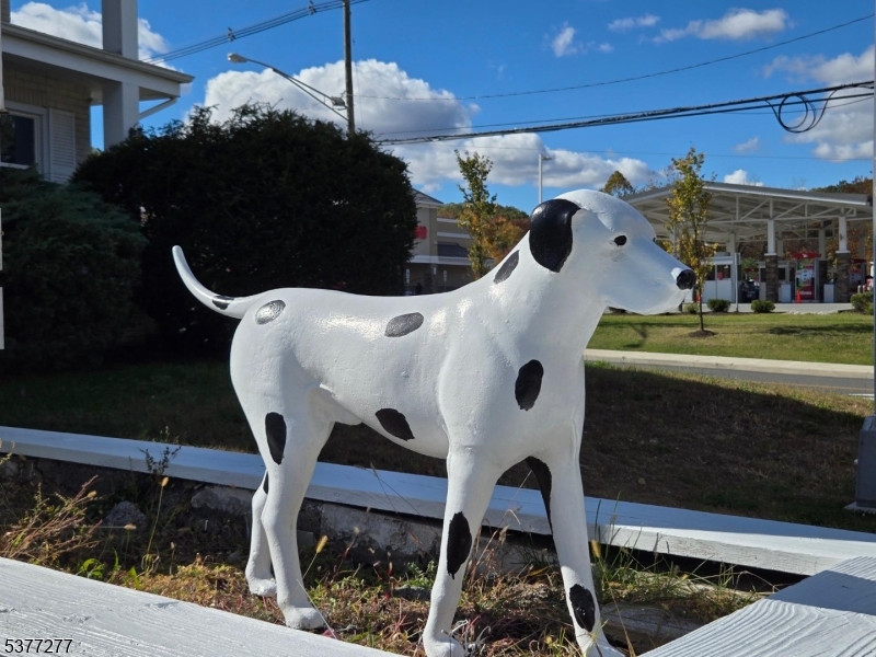 360 Us Highway 46 E.