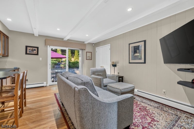 108 Chestnut Ter