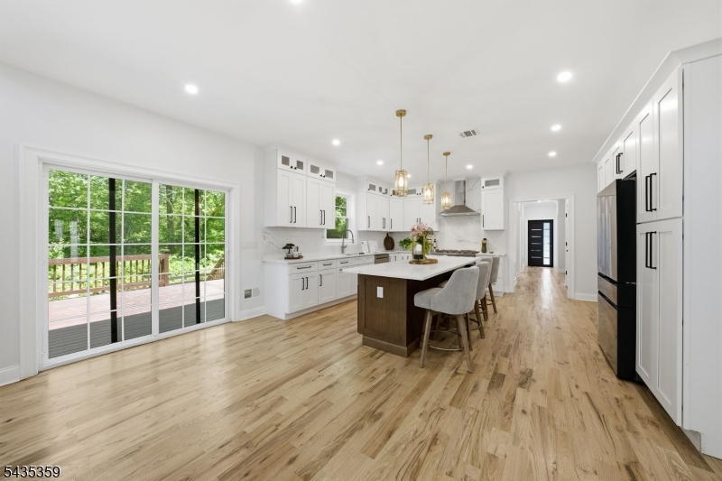 21 Kuntz Ave