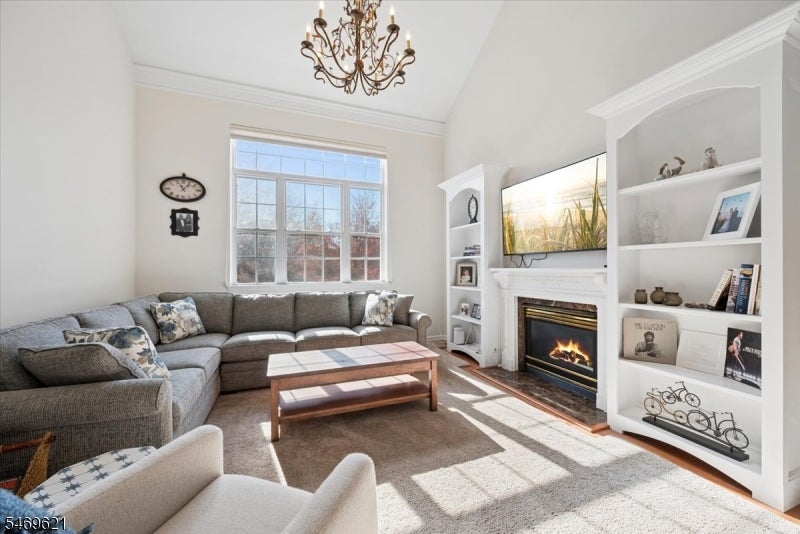 31 Loft Dr