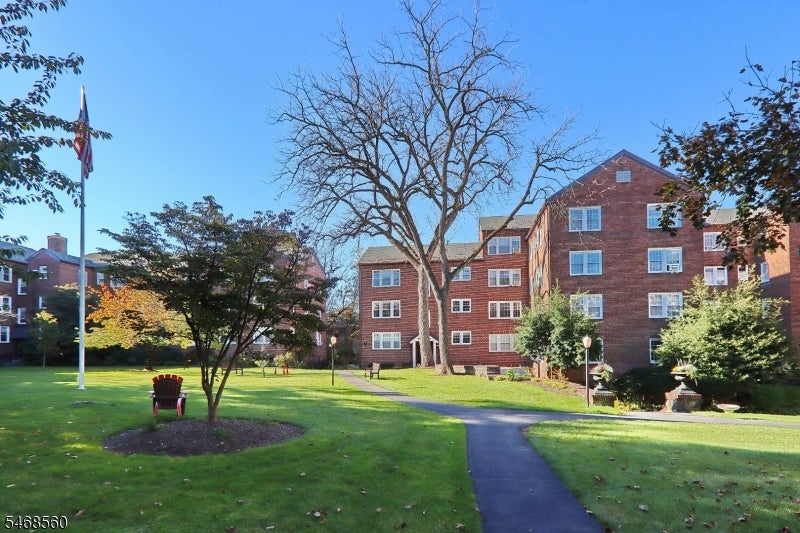 217 Prospect Ave 2A