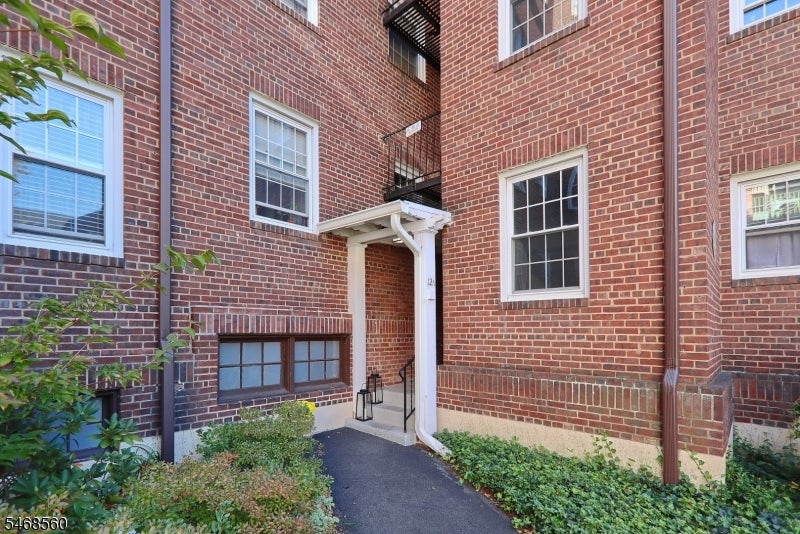 217 Prospect Ave 2A