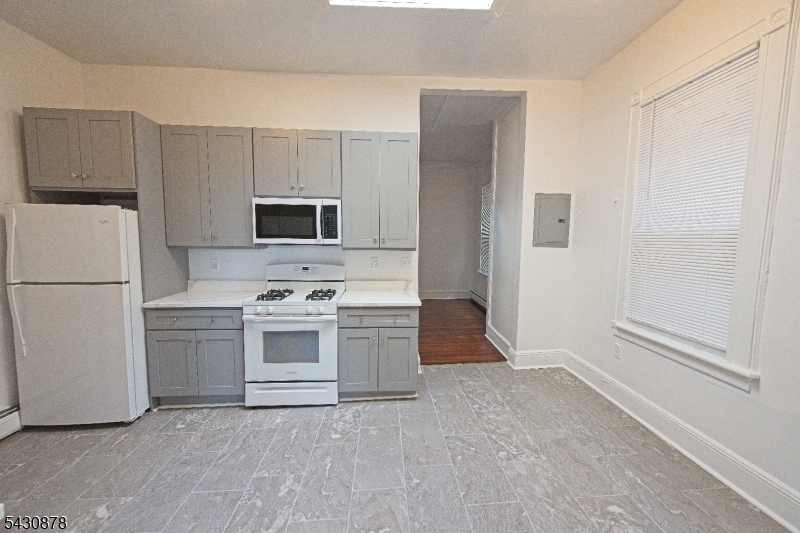312 Main St
