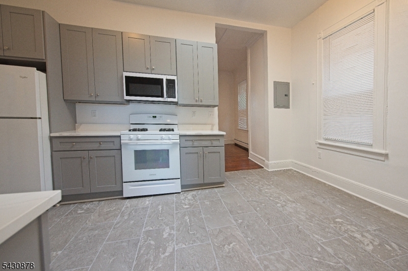 312 Main St