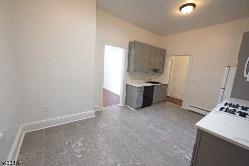 312 Main St