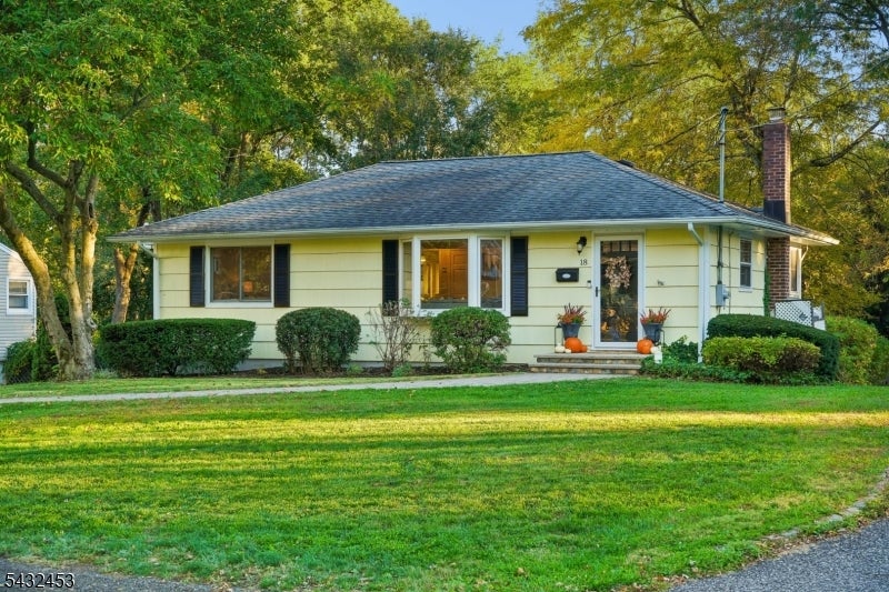 18 Sunnybrook Rd